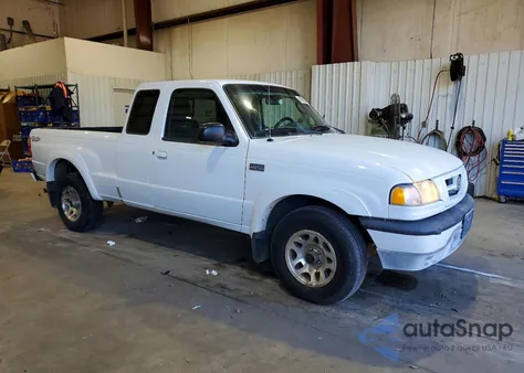2004 Mazda B3000 Cab Plus из США, поврежденный, VIN 4F4YR16U74TM04546